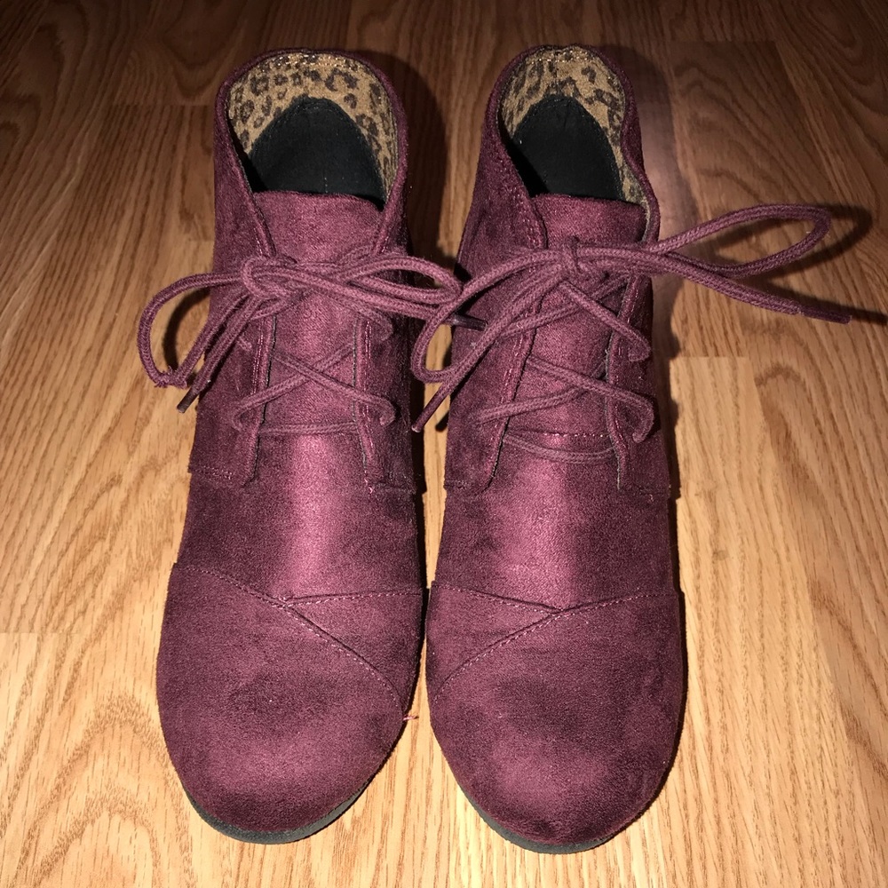 Maroon Booties